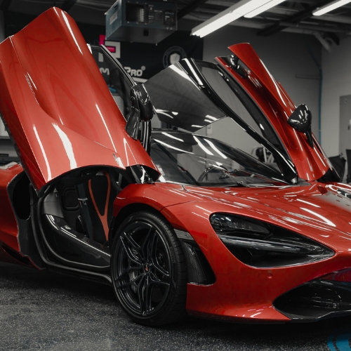 SPORTS CAR Towing